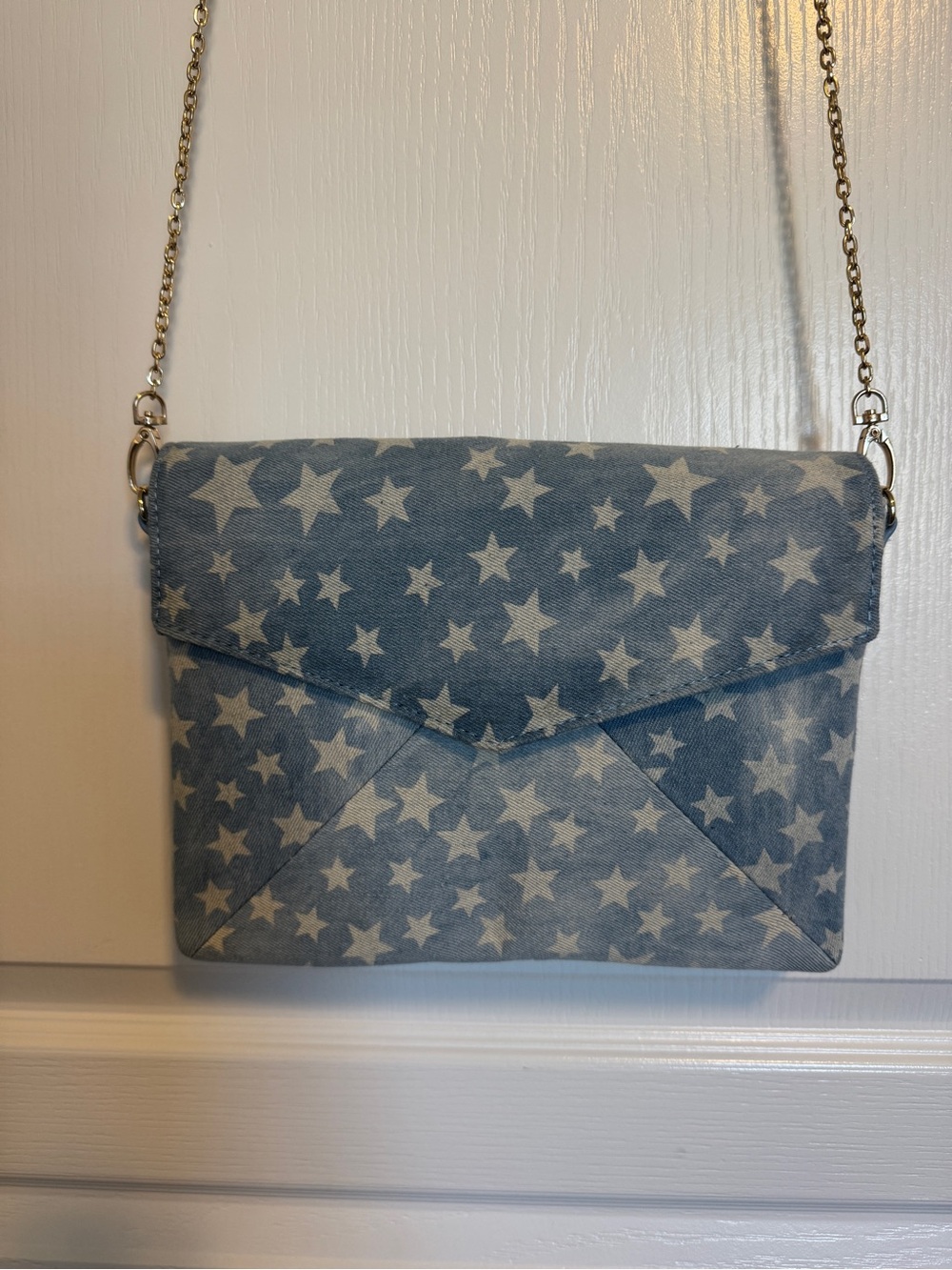 Urban Expressions Light Blue Star-Print Envelope Crossbody